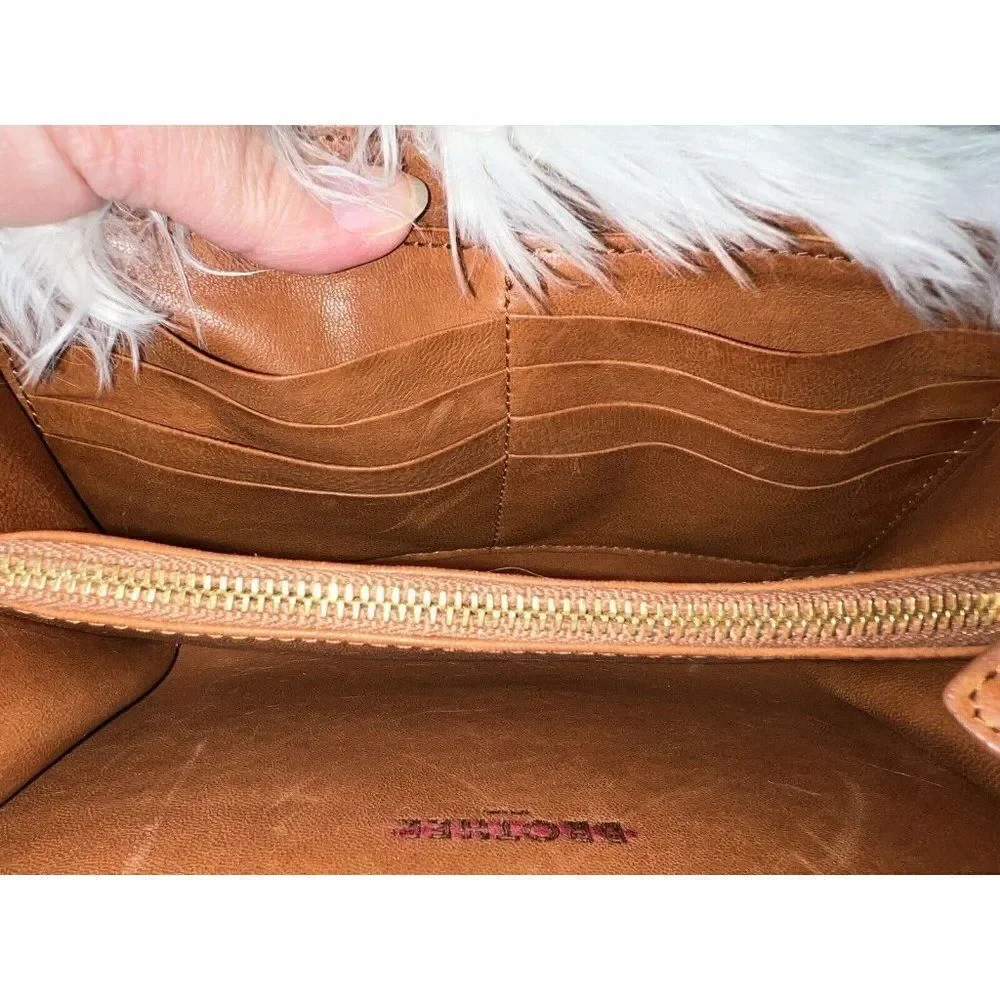 Brother Vellies Lijadu Shearling Billfold Shoulder Bag Purse in White Alpaca Fur - Picture 9 of 9